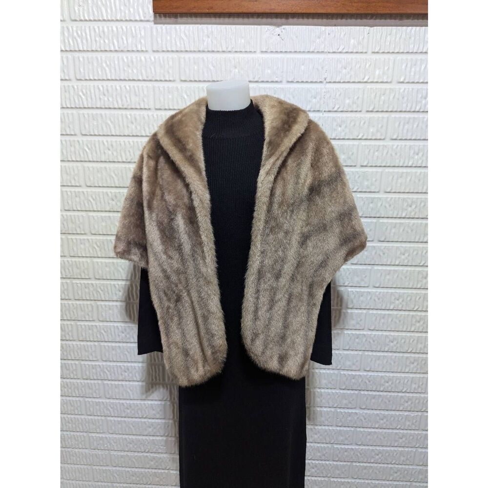 Vintage 70's Faux Blonde Mink Stole Luxurious Classic Fashion Accessory